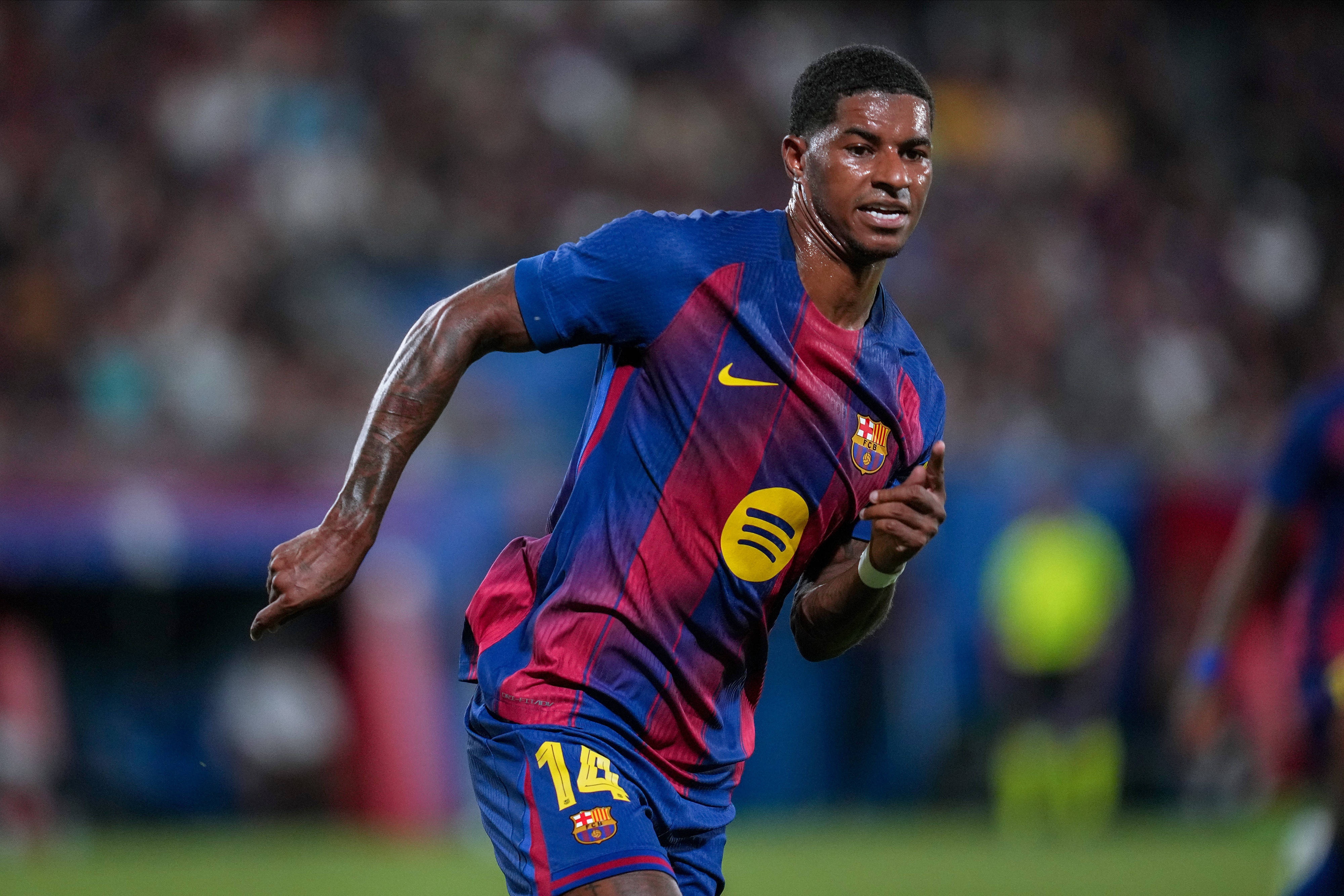 每体：拉菲尼亚身体疲惫将专注恢复，拉什福德有望顶替巴西人首发